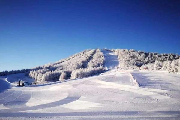 神农架滑雪场开放时间，神农架滑雪攻略