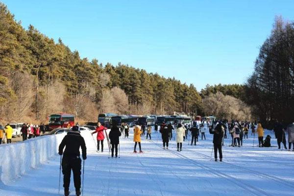 2020净月潭滑雪场开放时间 门票多少钱一张