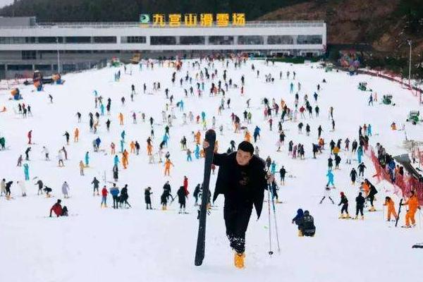 九宫山滑雪场开放时间及交通指南