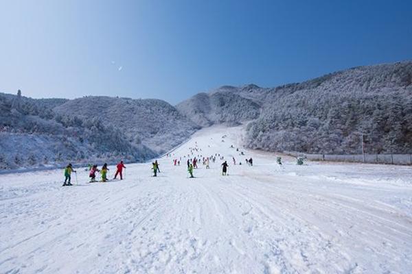 襄阳保康横冲国际滑雪场营业时间，附交通攻略