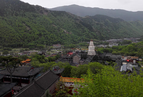 山西五台山哪些寺庙最著名，是必去的，五台山在哪