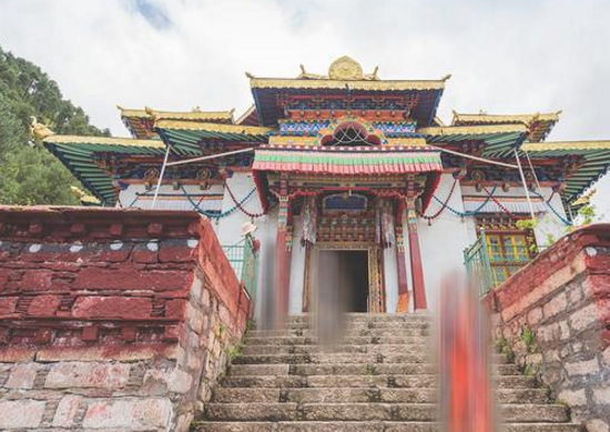 喇嘛岭寺在哪里  林芝喇嘛岭寺旅游