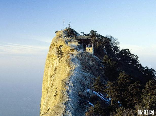 华山最佳登山路线 华山登山必备装备