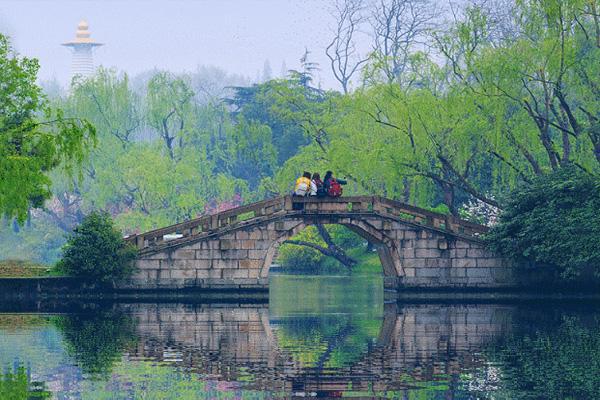 2021扬州烟花三月旅游节时间 扬州烟花三月节旅游餐饮惠民卡怎样使用