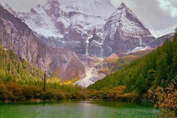 稻城三神山是哪三座山 海拔多少米-属于哪个山脉