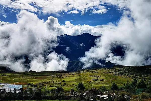 吉隆乃村在什么地方 吉隆乃村旅游攻略