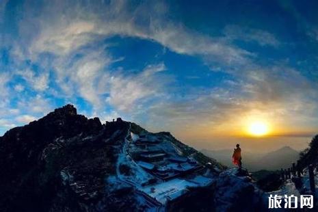 梵净山雪景风景图 梵净山冬天会封山吗 梵净山什么时候下雪