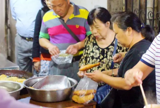 汉口月宫食堂鸡冠饺在哪里 真的好吃吗